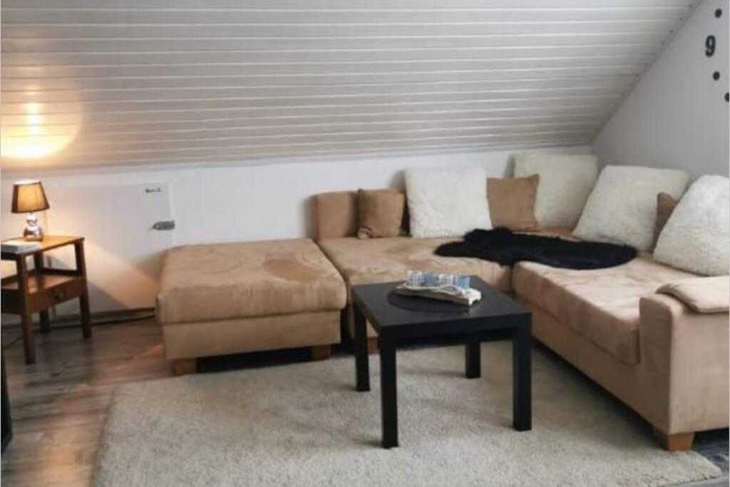 Niederlosheim Wohnung Naehe Losheimer Stausee מראה חיצוני תמונה
